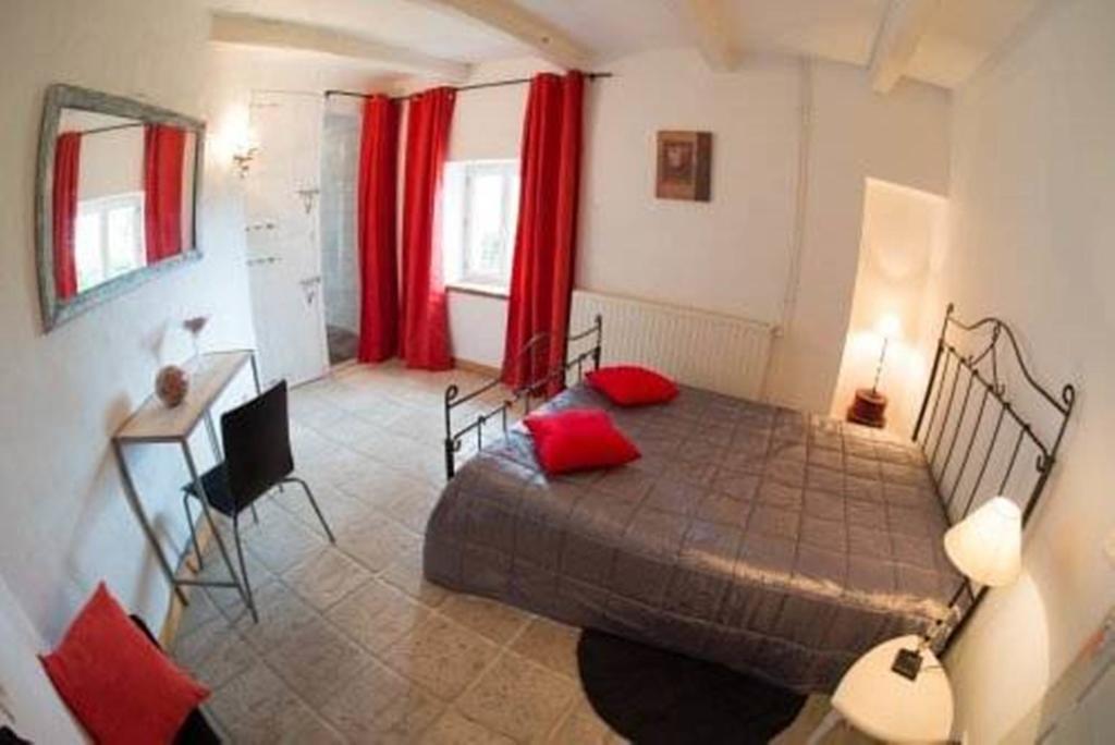 Auberge Du Canabal Lauzerte Room photo